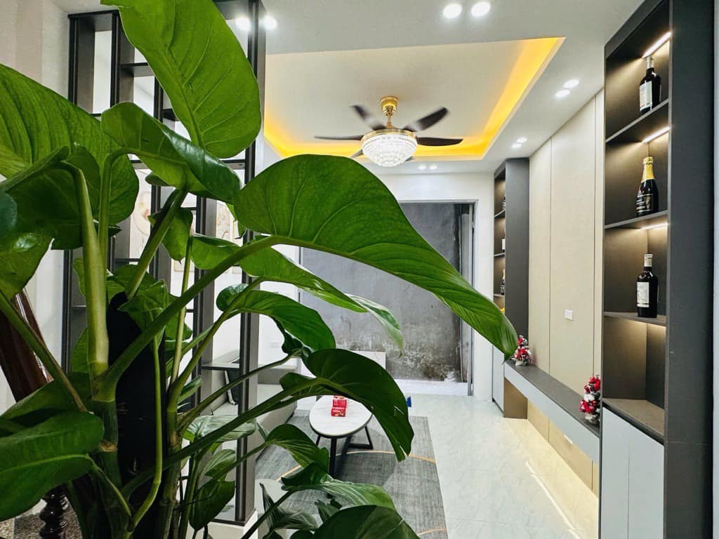  TRUNG TÂM THANH XUÂN - SÁT Ô TÔ - CHỈ 5.9 TỶ
NHÂN HOÀ - 31m² - 5 tầng - 3 ngủ rộng 