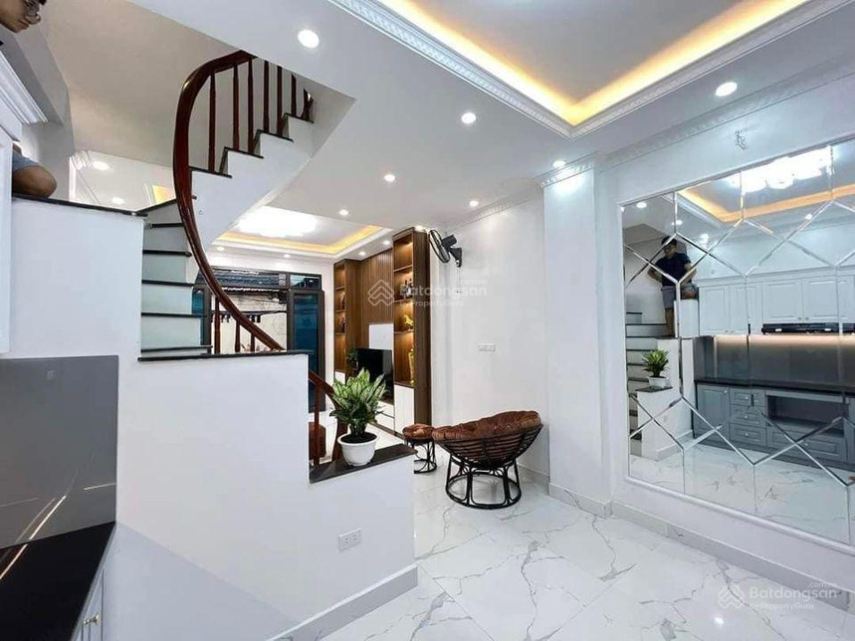  BÁN NHÀ 5 TẦNG, 4 PHÒNG NGỦ, LÊ QUANG ĐẠO - NAM TỪ LIÊM - 7.3 TỶ - VỊ TRÍ VÀNG 