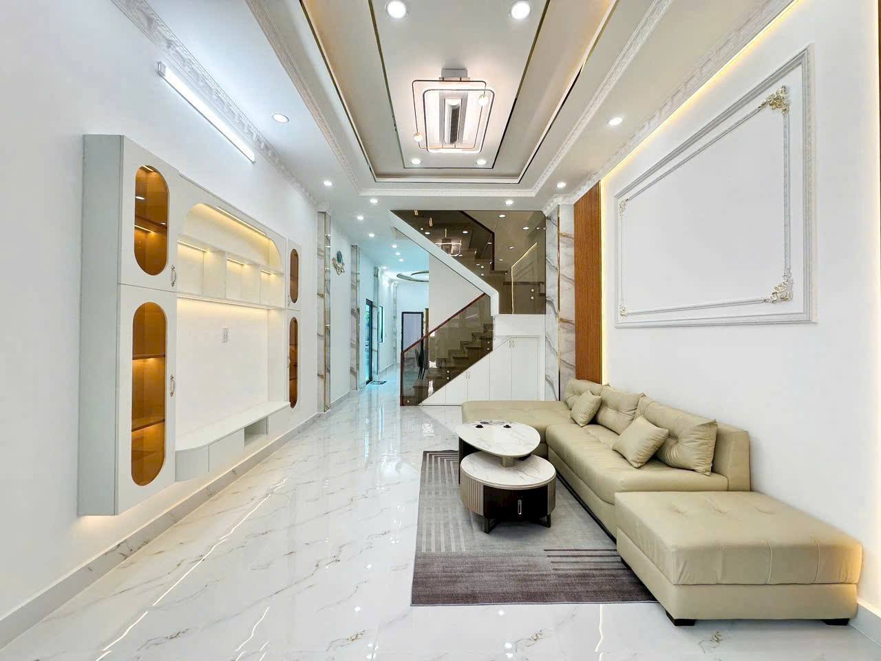  Nhà mới Huỳnh Tấn Phát, 3 tầng, 5.3 tỷ, 4.6x19m 