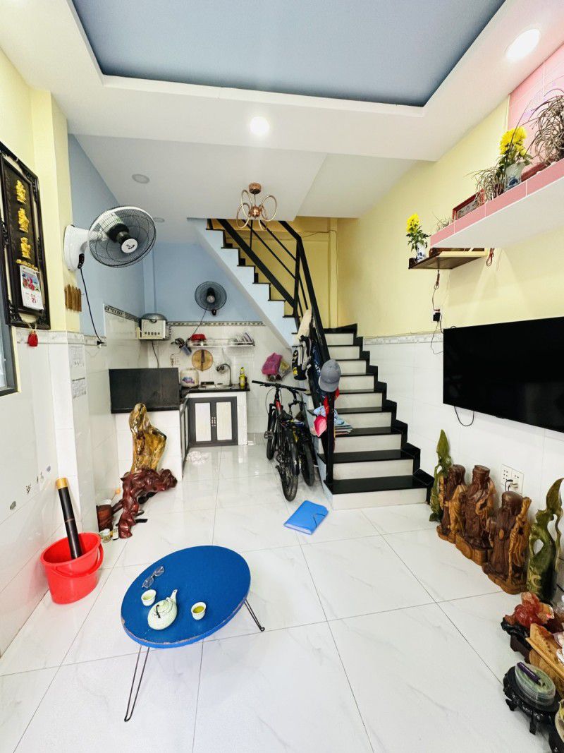  BÁN NHÀ ĐƯỜNG ÂU CƠ - HẺM XE HƠI - 3 TẦNG - NHỈNH 3 TỶ 