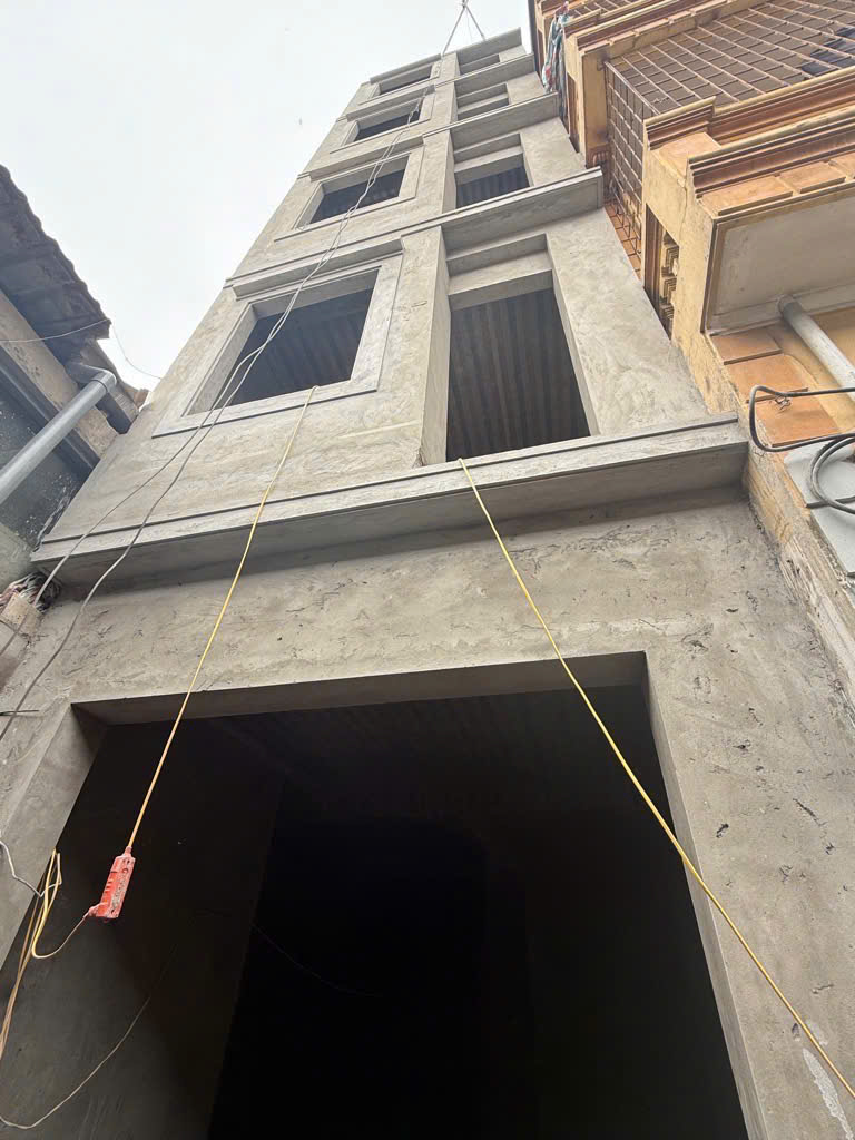  BÁN NHÀ KIM GIANG MỚI - NGÕ NÔNG - NỘI THẤT ĐẸP - KHU VỰC HOT. 6.2 Tỷ 