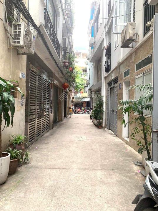  Bán Đất Trung Tâm Cầu Giấy Trần Bình, 70m, Ngõ Thông, Sổ Vuông Vắn Cơ Hội Đầu Tư Tuyệt Vời 