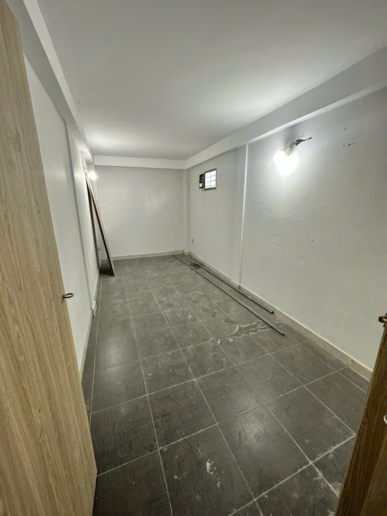  Bán nhà 46.5m2-5 tầng-HXH-3 tháng 2- p14q10-7.6 tỷ 