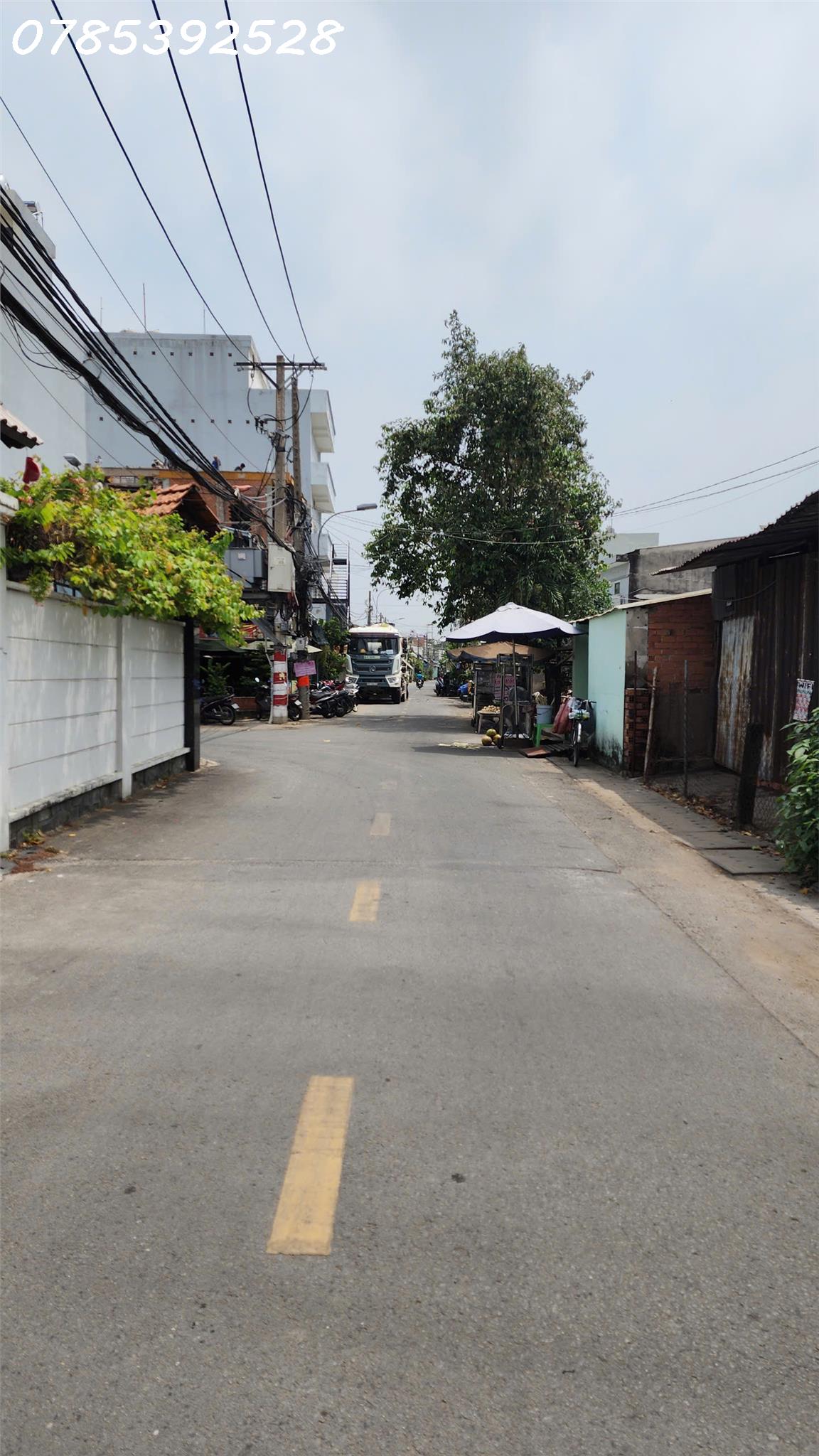  170m2 căn biệt thự Linh Đông - Thủ Đức-HXH - NGANG 8M - cạnh PHẠM VĂN ĐỒNG tương lai 