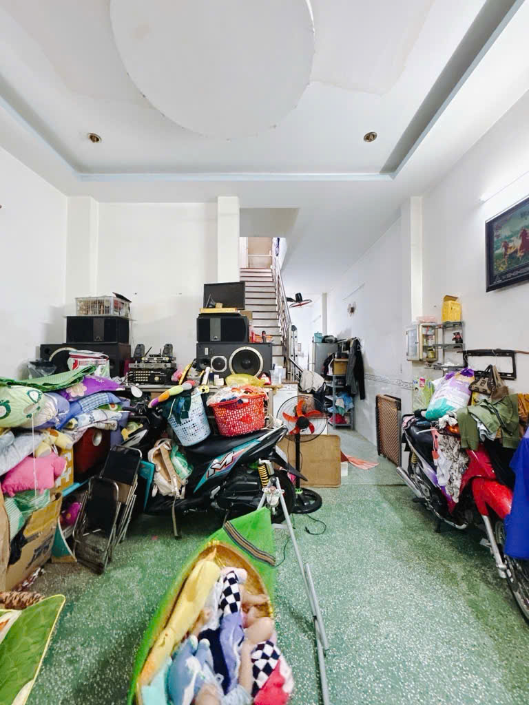  SÁT MẶT TIỀN Q4 
NGANG 3.5 DÀI 13 NỞ HẬU 3.9 M
4 TẤM CÓ 59 TRIỆU M SỔ HỒNG RIỆNG 