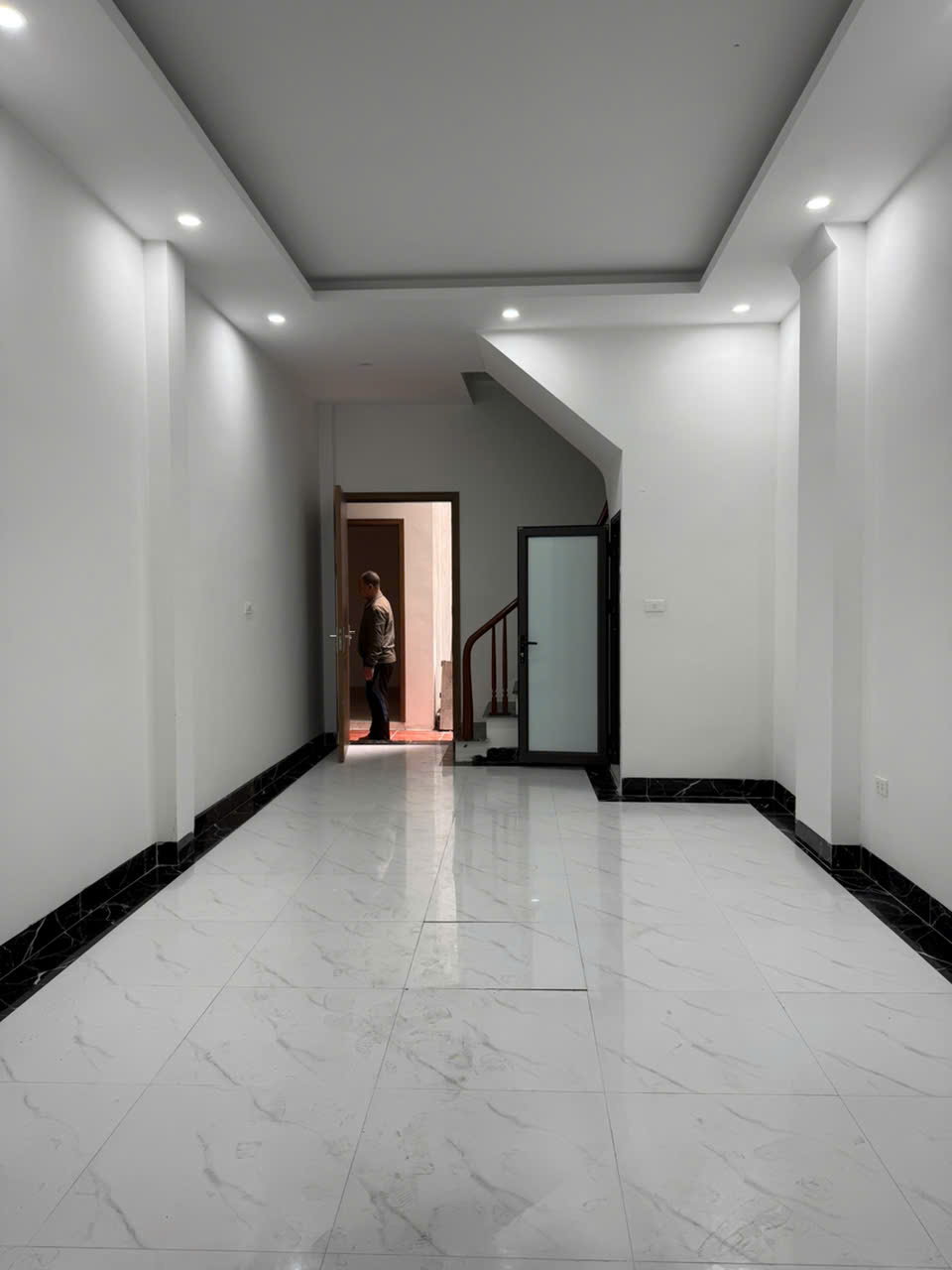  BÁN NHÀ CHÙA QUỲNH - HAI BÀ TRƯNG, NGÕ THÔNG, THOÁNG TRƯỚC SAU - Ở SƯỚNG - DT 40M - MT4M 7 TỶ 