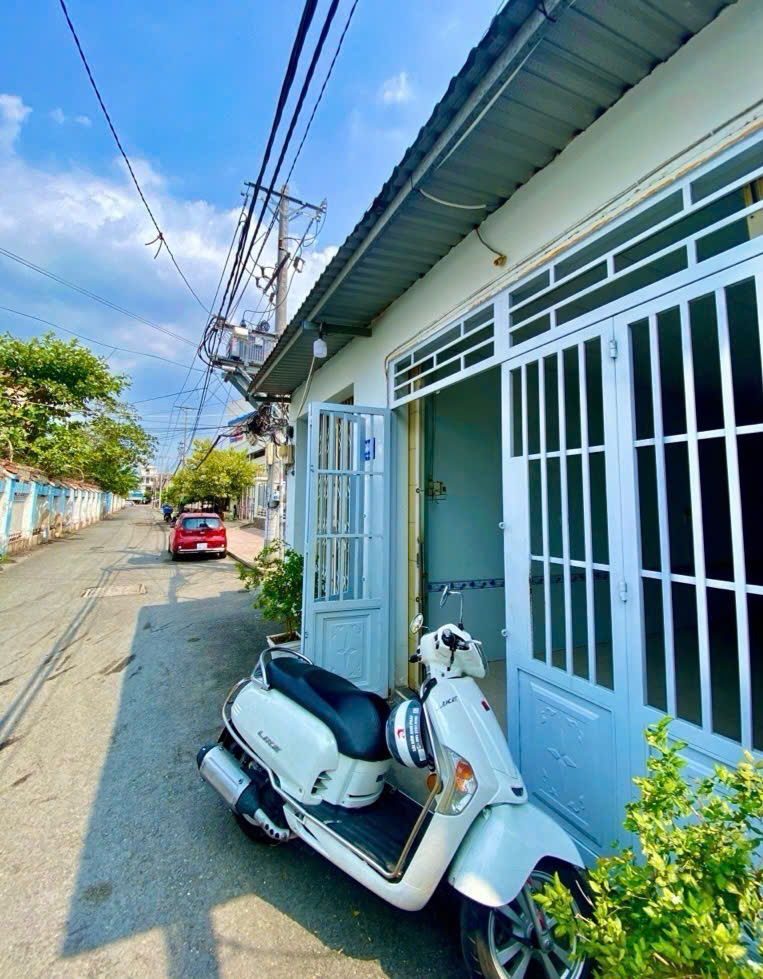  BÁN NHÀ NGAY COOPMART KẾ PHÚ MỸ HƯNG - 2 MẶT HẺM KINH DOANH - 210M2, NGANG HƠN 6M NỞ HẬU TÀI LỘC - HẺM XE HƠI TRÁNH, CHỈ 15 TỶ 