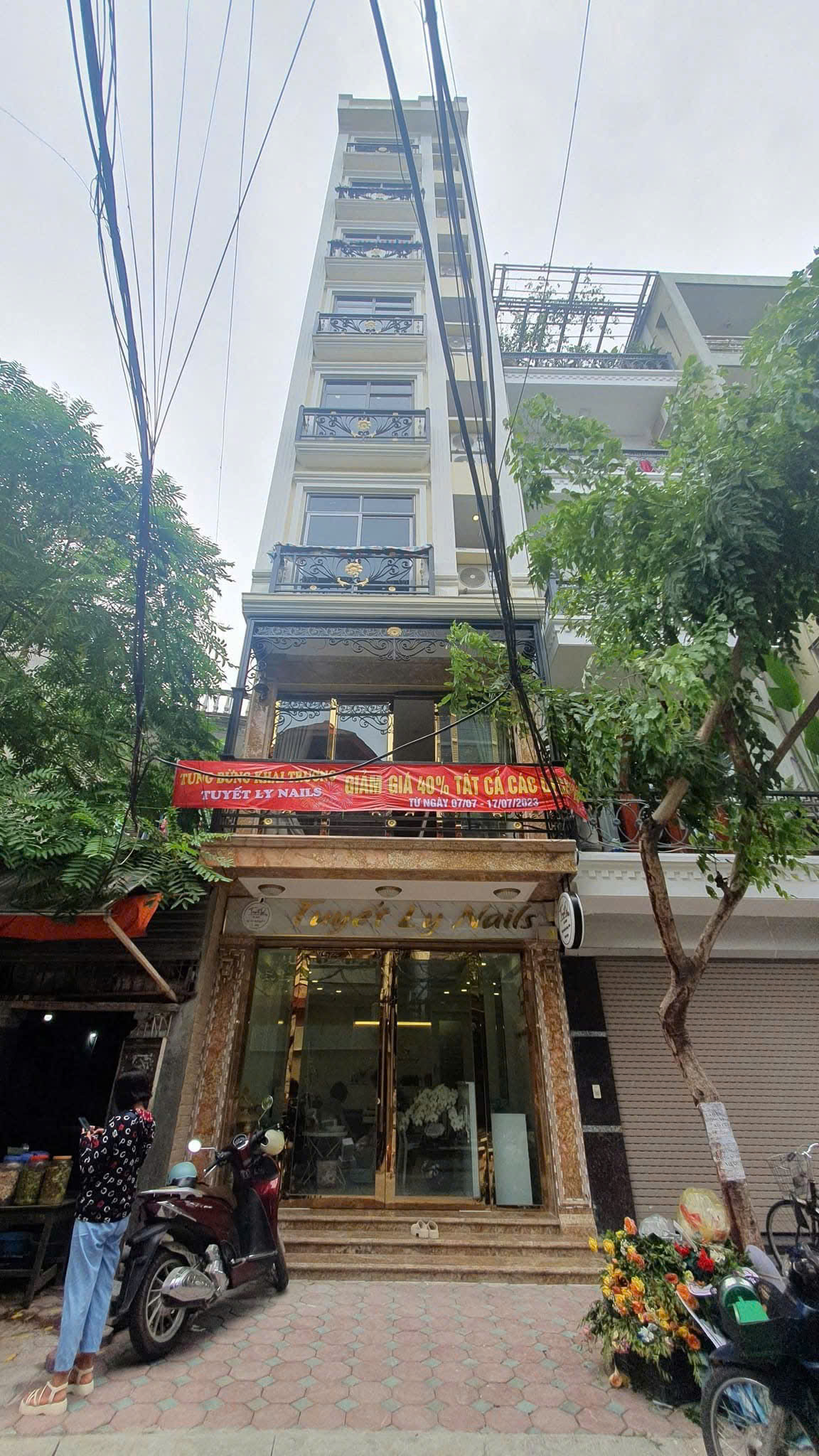  Bán căn hộ dịch vụ cao cấp tại Phú Diễn - Bắc Từ Liêm 103m, xây dựng 9 tầng. Dòng tiền 2,5 tỷ, tiềm năng tăng giá vốn 20%/năm.
????KHẲNG ĐỊNH THƯƠNG HIỆU NHÀ DÒNG TIỀN - GIÁ TRỊ VƯỢT THỜI GIAN - 3 Ô TÔ TRÁNH - VỈA HÈ - KINH DOANH SẦM UẤT NGÀY ĐÊM???? 