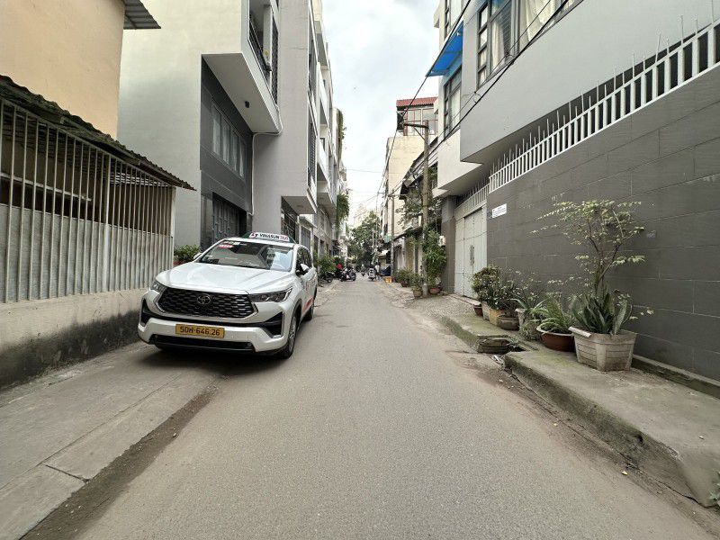  NHÀ ĐẸP FULL NỘI THẤT - KHU PHAN XÍCH LONG - MẶT TIỀN HẺM, Ô TÔ TRÁNH - 3 MẶT Ô TÔ - 39M2 (4.3x9.5) A4 - 3 PN - 5.x TỶ. 