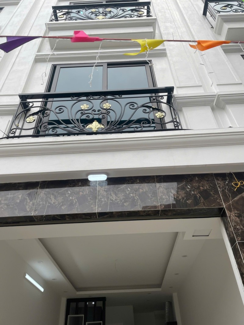  CHÂU ĐÀI - THƯỢNG CÁT - LIÊN MẠC 35m2x5 Tầng Oto, Gần Phố, Trường Học C1,2,3 Nhỉnh 5 Tỷ 