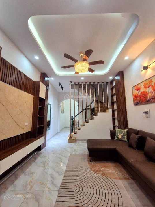  BÁN NHÀ PHỐ VÕ THỊ SÁU 43M 5 TẦNG Ô TÔ ĐỖ CỬA GIÁ 8.4 TỶ 