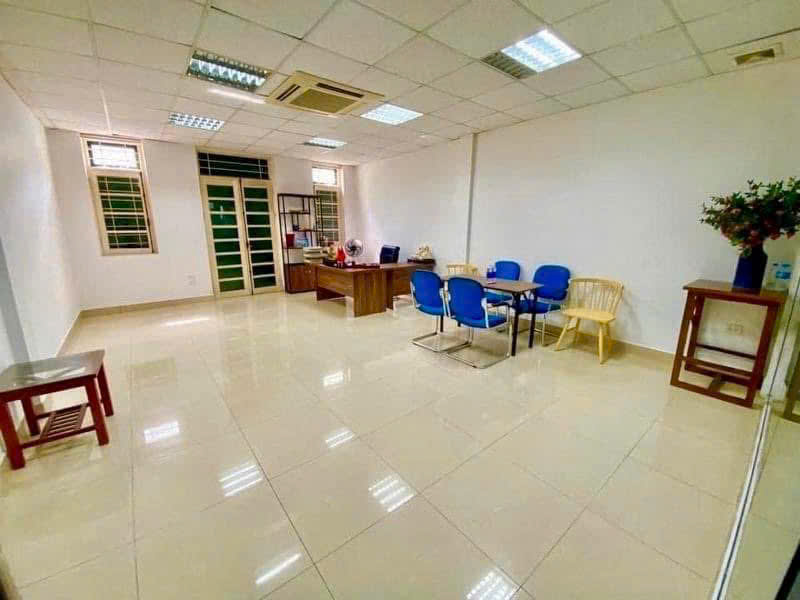  MẶT PHỐ THÁI HÀ  6 TẦNG THANG MÁY,LÔ GÓC ,VĂN PHÒNG ,KINH DOANH,MT5,8M,132M2,47 TỶ 