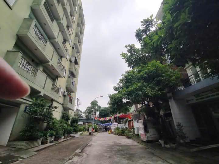  BÁN NHÀ PHÂN LÔ,Ô TÔ TRÁNH,VỈA HÈ- PHỐ SÀI ĐỒNG- 98M2*4 TẦNG, MT 6,5M- GIÁ 15,6 TỶ. 
