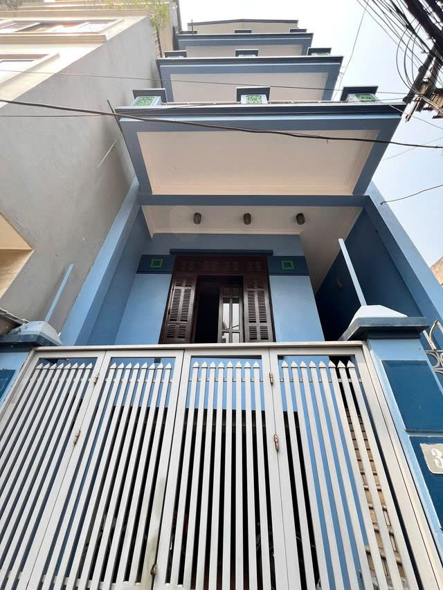  BÁN GẤP NHÀ DÂN XÂY phố Tư Đình- Long Biên 60m2,X5 tầng, mặt tiền 5m,Ô TÔ CHÁNH 12XX tỷ. 