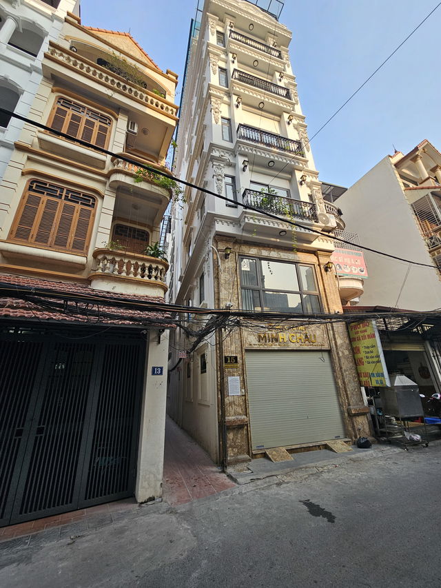  NHÀ ĐẸP NGÕ THÔNG Ô TÔ CHÁNH ĐỖ PHỐ Nguyễn Sơn 107 m2,4 tầng,mặt tiền 5m, 11.5 tỷ Long Biên. 