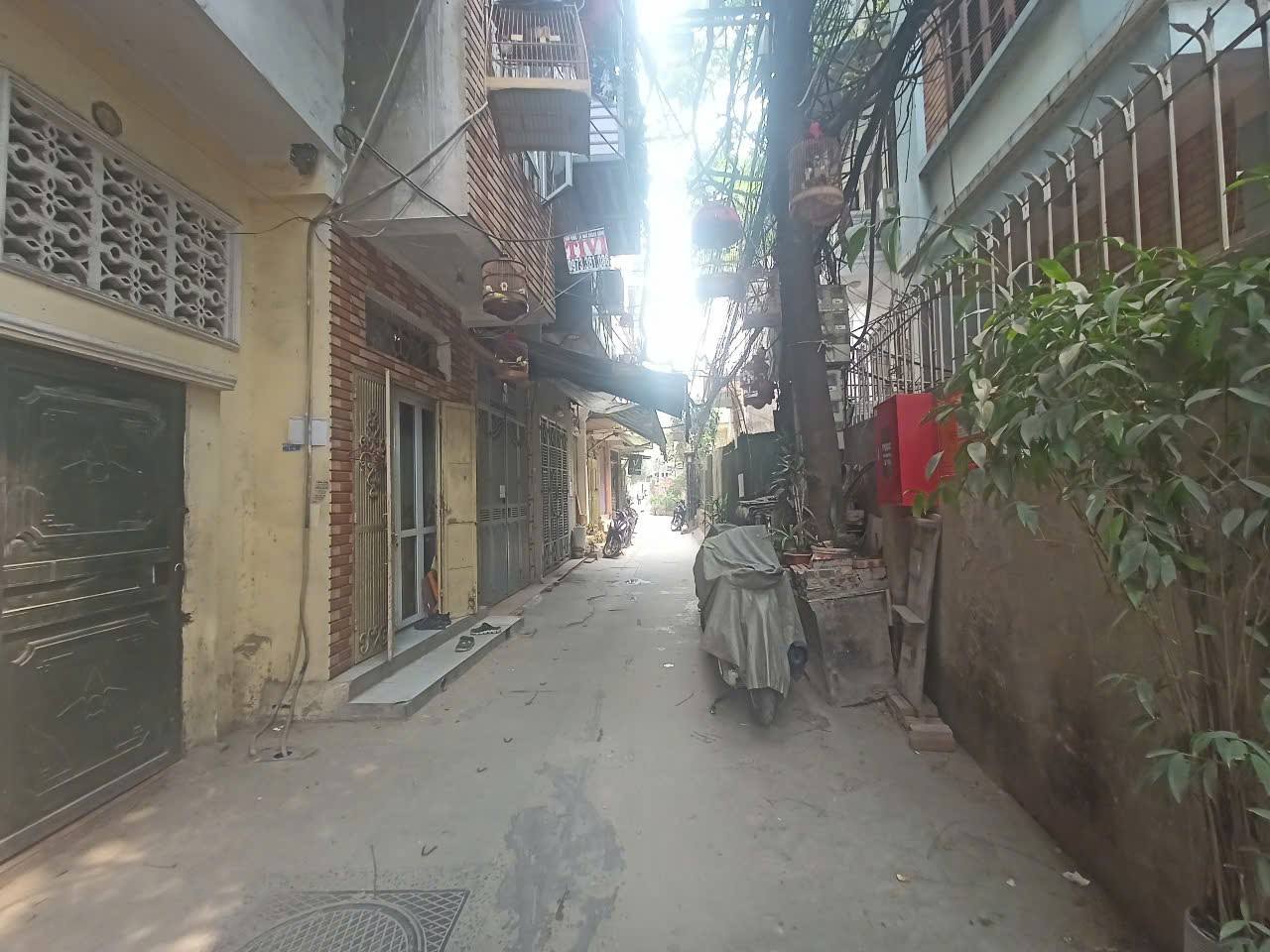  SIÊU PHẨM PHỐ TRẦN KHÁT TRÂN - NGÕ THÔNG Ô TÔ QUA NHÀ -  LÔ GÓC 2 THOÁNG - 55m X 5 TẦNG MT5M 11 TỶ 