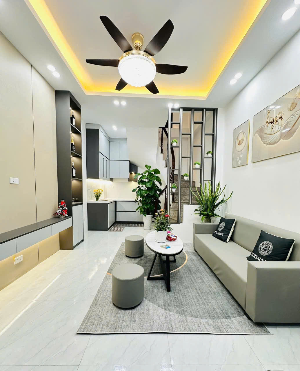  NGÃ TƯ LÁNG HẠ - NGUYỄN CHÍ THANH- LÀM VĂN PHÒNG VÀ KINH DOANH - Ô TÔ TRÁNH . 50M - 10m MT - 5T -17 tỉ 