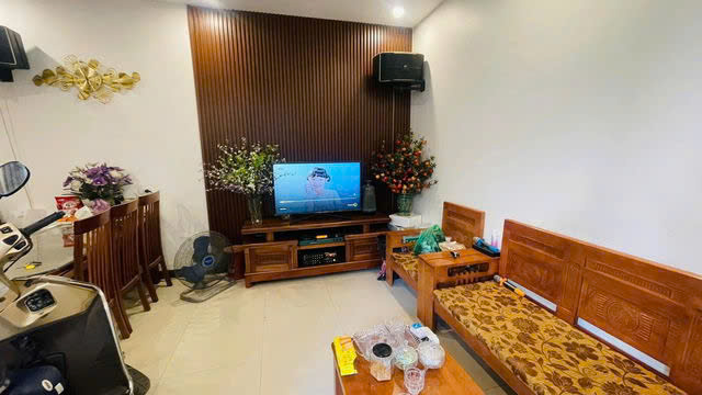  BÁN NHÀ RIÊNG Phúc Lợi- Long Biên 40m2,X 4 Tầng ,mặt tiền 7.5m, 5.2 tỷ. 