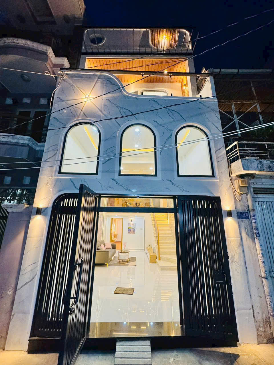  Nhà đẹp - Hiện đại! hẻm XH Nguyễn Văn Đậu,p5, BT - (4.2 x 11m) - KC 3 tầng ST - Giá 7.450 tỷ TL 