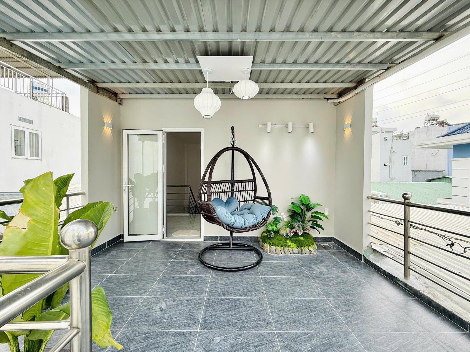  Anh/chị đã lưu hàng chục căn, nhưng vẫn chưa có căn nào khiến anh/chị muốn đặt cọc. 