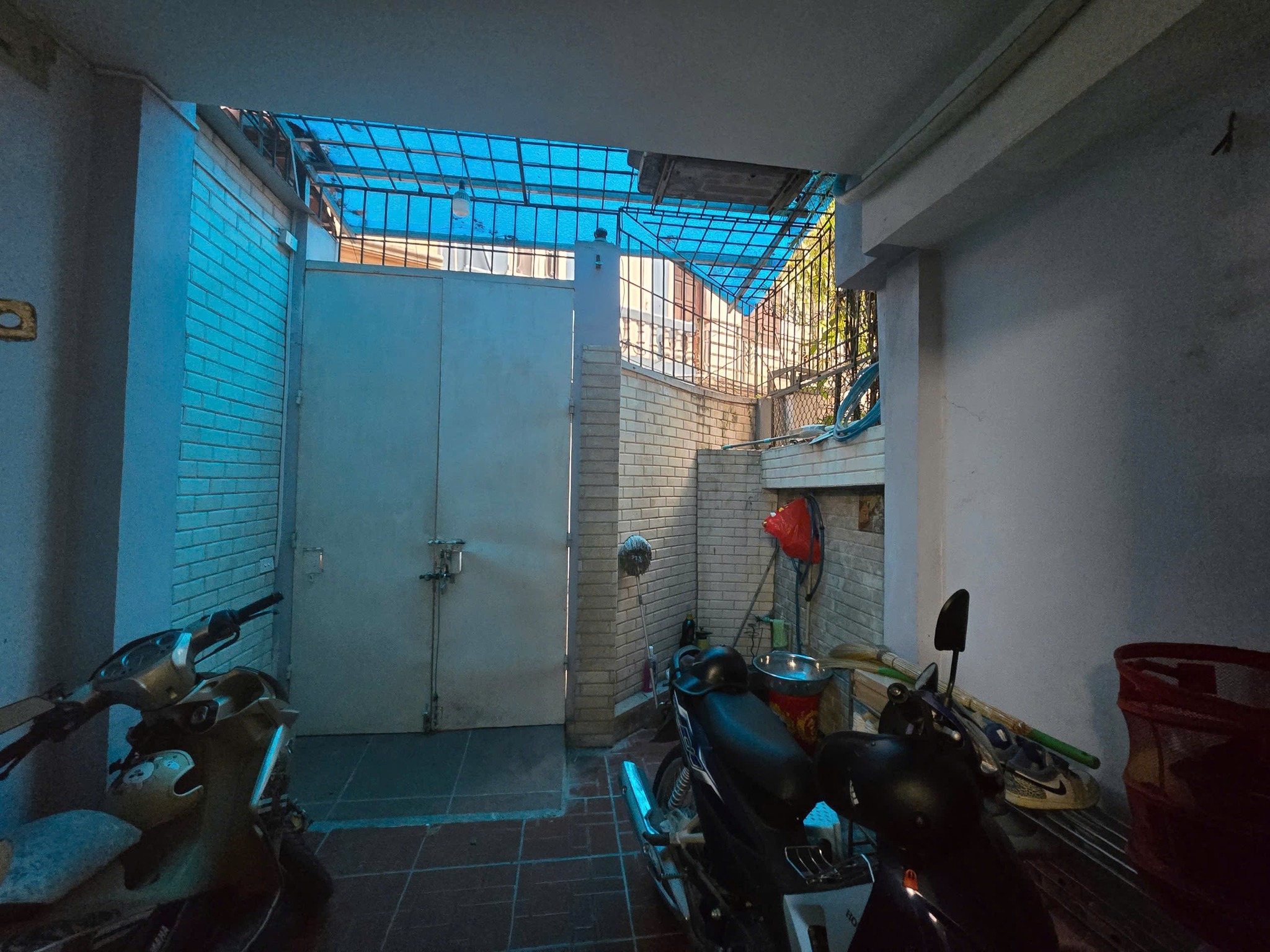  SIÊU HIẾM NGÕ PHỖ YÊN LẠC - 2 THOÁNG NGÕ Ô TÔ - 65mX4 TẦNG - 12 TỶ 