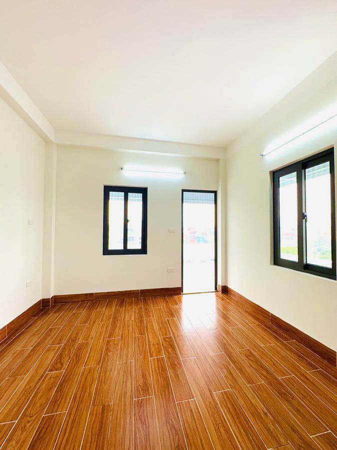  SIÊU HOT NGUYỄN VĂN CỪ - CÓ THANG MÁY – LÔ GÓC – 3 THOÁNG, THÔNG RA  NGỌC LÂM , NGÔ GIA TỰ. 