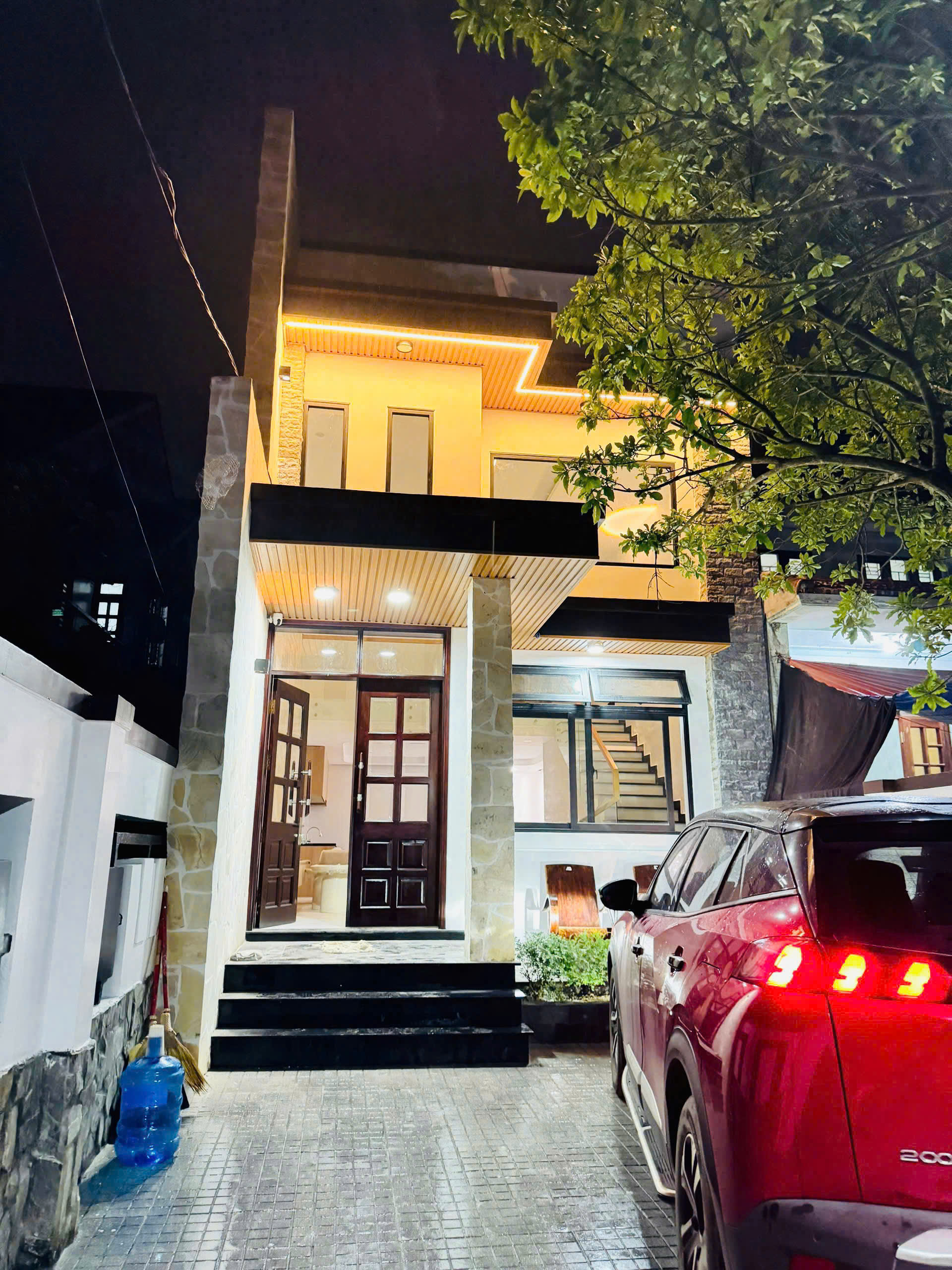  ???? Bán nhà 2 Tầng Hiện Đại mặt tiền Xóm 7 thông Xóm 6 thôn hiền hoà Ngọc Anh, Phường Phú Thượng, Quận Thuận Hoá, Tp Huế ✅ 