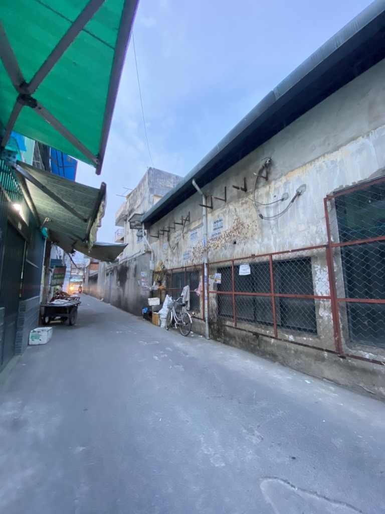  BÁN NHÀ Q7 SÁT BÊN KCX TÂN THUẬN CÁCH HXH 20M 