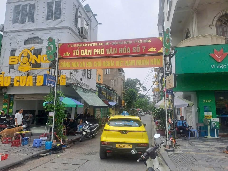  Gia đình cần bán đất tặng nhà 3 tầng ở phố 274 Lạch Tray., Hải Phòng 