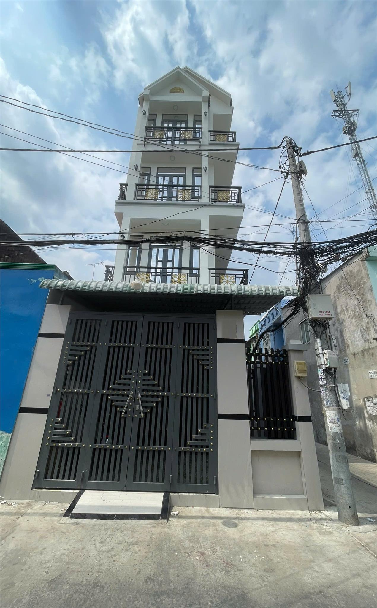  ML31- NHÀ ĐẦU ĐƯỜNG MÃ LÒ – SÁT KHU TÊN LỬA- HẺM OTO - 71M - 4 TẦNG - NHỈNH 6 TỶ - XE HƠI NGỦ TRONG NHÀ???? 