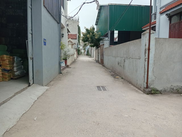  LÔ GÓC 3 THOÁNG- NGÕ NÔNG Ô TÔ QUA Thanh Am- Long Biên 45m2,mặt tiền5m, 6.2 tỷ. 