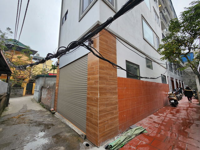  NHÀ 6 TẦNG MỚI ĐẸP + Ở LUÔN Thượng Thanh- Long Biên 30m2,X  6 mặt tiền 3.5m, 5.75 tỷ. 