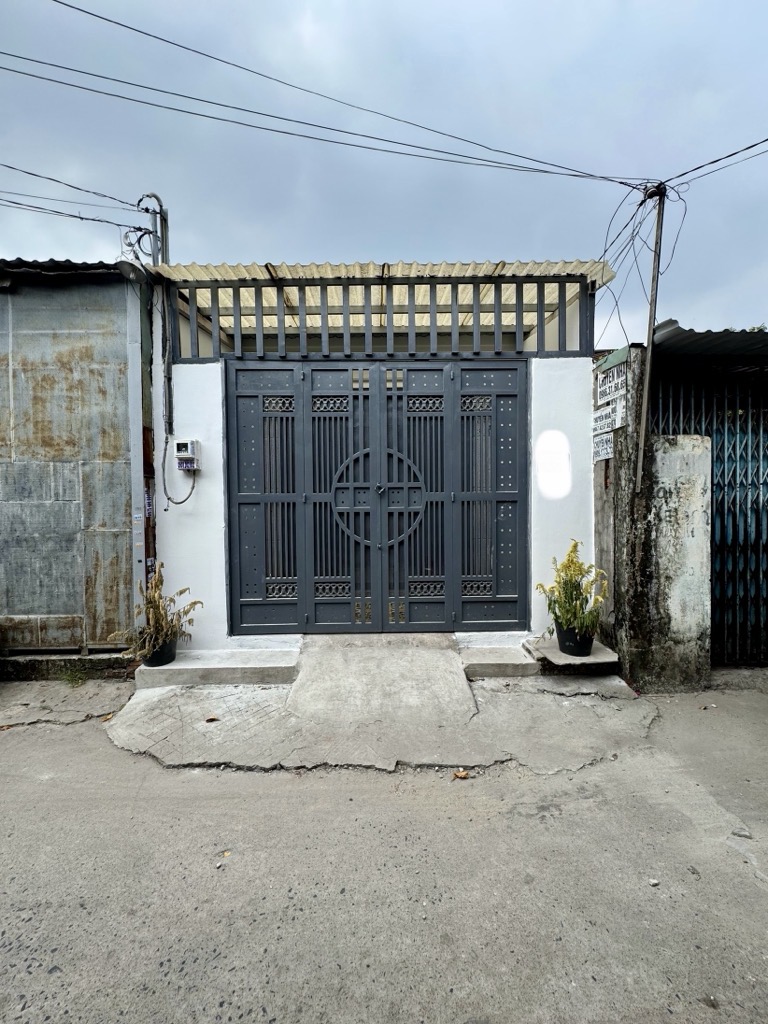  NHÀ CẤP 4 GÁC – 52M2, HẺM XE HƠI – QUẬN 12 SỔ RIÊNG CHUẨN CHỈ HƠN 2 TỶ 