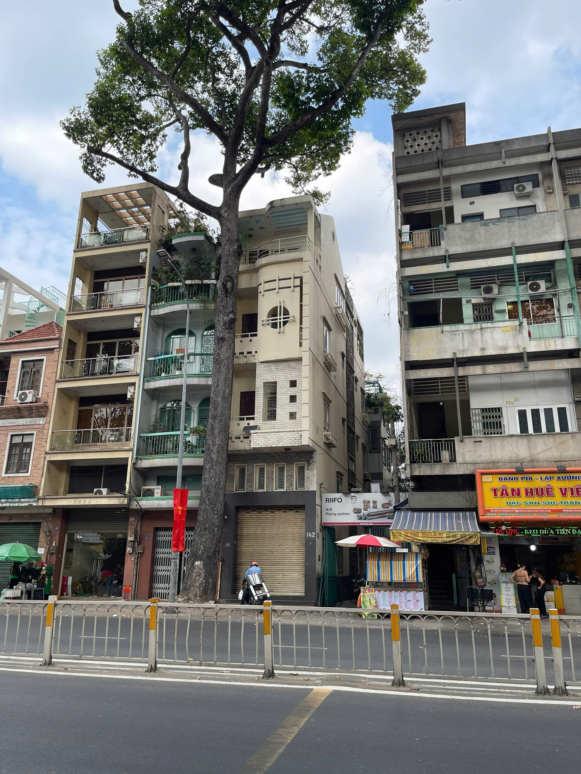  Bán Nhà 2 Mặt Tiền Đường Nguyễn Tri Phương, P9, Q5 - 3.7m x 13.8m - 25 Tỷ 
