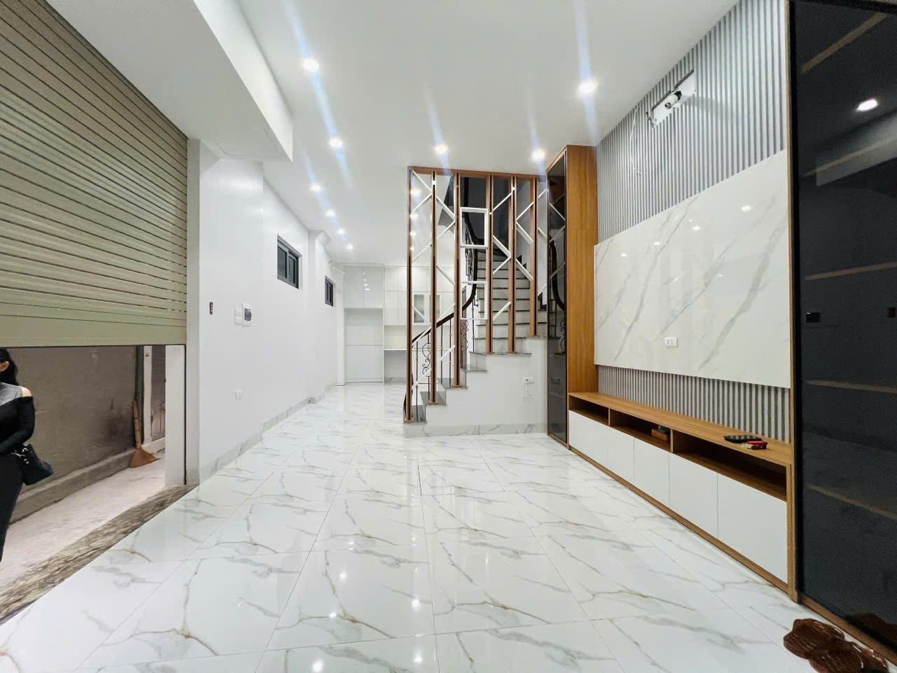  BÁN NHÀ MINH KHAI, NGÕ NÔNG, GẦN Ô TÔ, KHUNG CỘT BTCT, 41M2 GIÁ CHỈ 6.5 TỶ 