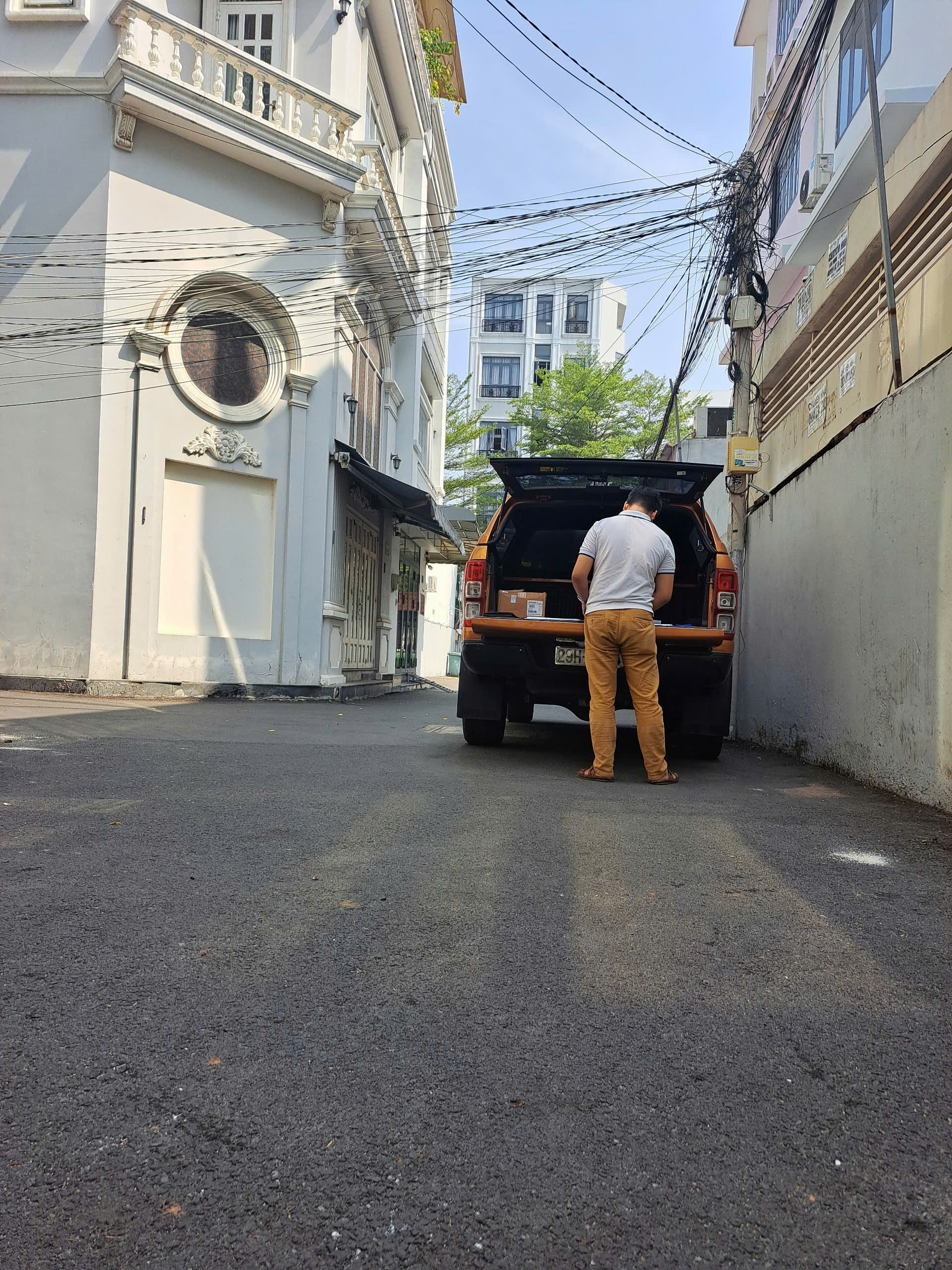  BÁN NHÀ 4 TẦNG – NGANG 5M – SÁT VINCOM TRẦN TRỌNG CUNG, HUỲNH TẤN PHÁT, Q.7 – Ở VÀ LÀM VP CÔNG TY CỰC ĐẸP 