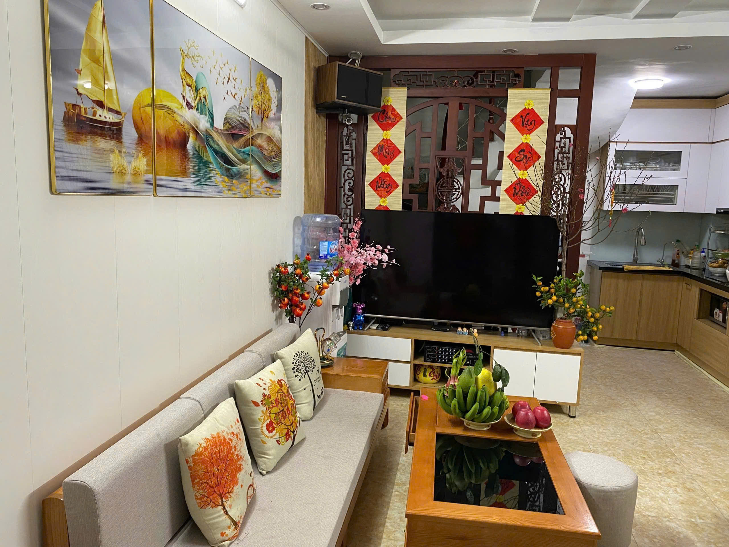  Bán nhà phố Lĩnh Nam, gần mặt phố lô góc 2 thoáng, 5 tầng 34m2, giá nhỉnh 6 tỷ 