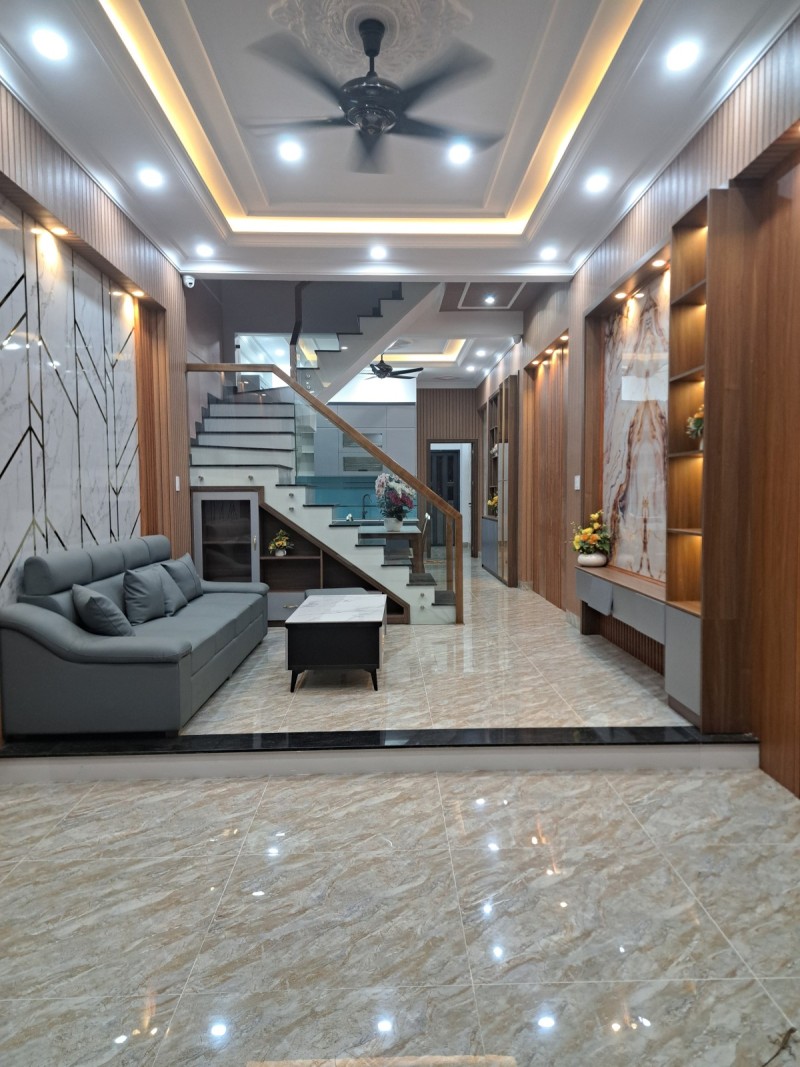  Nhà mới 100% – Mặt tiền đường N1 nhựa 13m – KDC Phú Hồng Thịnh 9 – P. Bình An – Full nội thất 