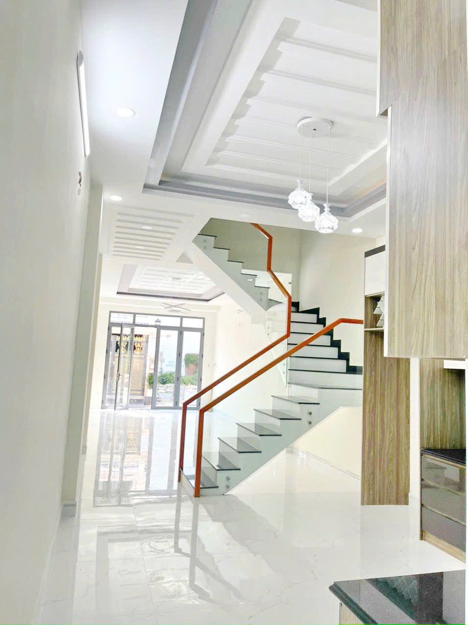  Nhà 1 Trệt 1 Lầu – BTCT Kiên Cố – Gần Trung Tâm – Chỉ 3 Tỷ 199 