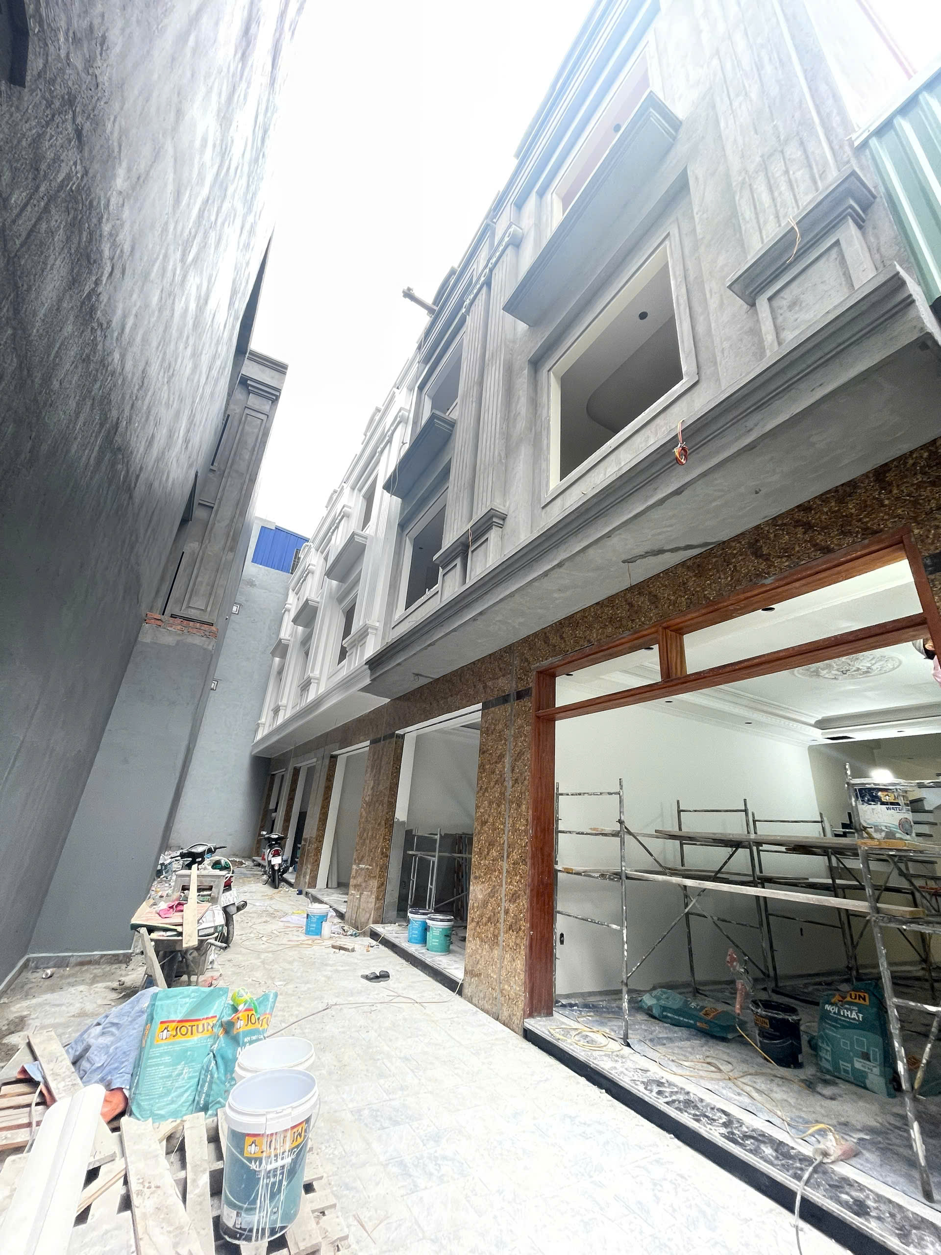  Nhà đẹp tại CHợ Hoa Đằng Hải sát trường chợ, thoáng mát hiện đại 