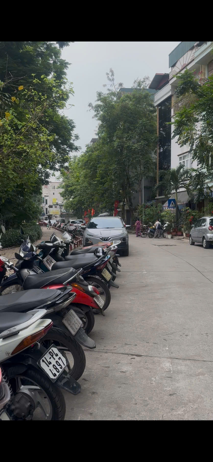  mảnh đất vàng còn sót lại,oto tránh,đỗ,ngõ thông,khu an sinh đỉnh,96 mét,mt 6m,25 tỷ,tọa lạc tại Đặng Tiến Đông 