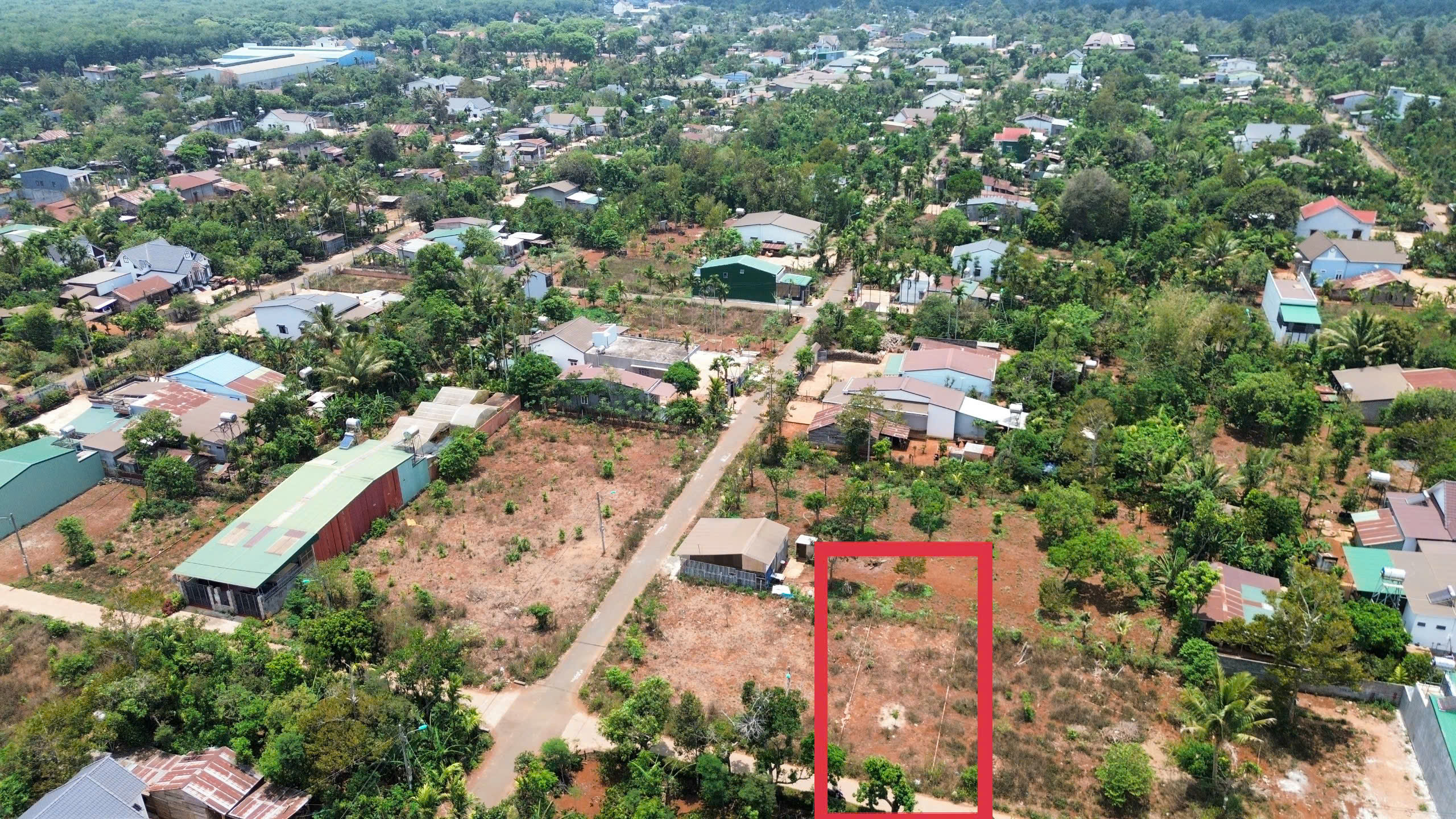  ????Bán lô đất nền EaTu thẳng QL 26 chỉ 1,1 TỶ 
