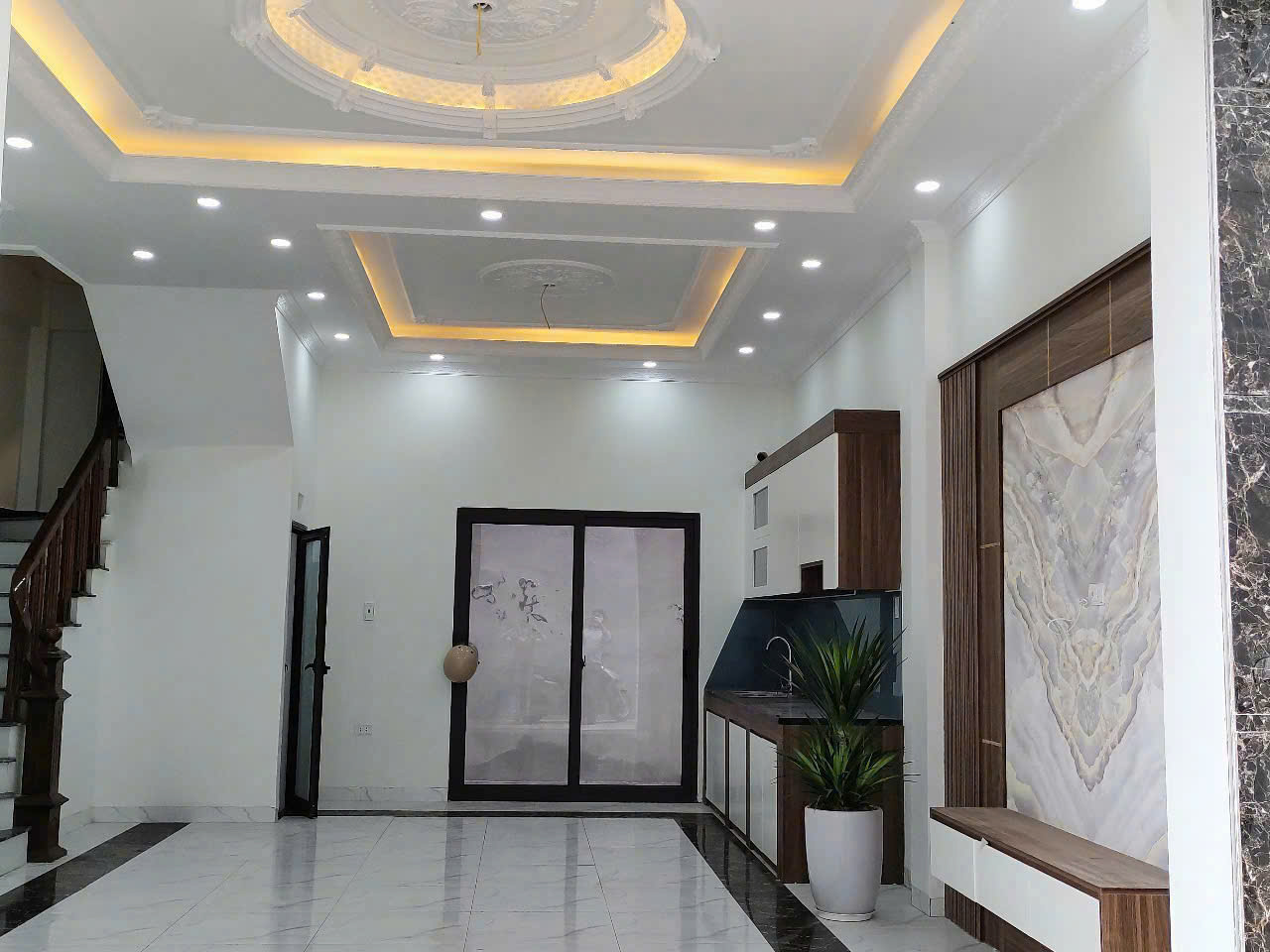  BÁN NHÀ VĨNH QUỲNH THANH TRÌ 36M2 MT 5M 5 TÂNG, HƠN 4TY GẦN KIM GIANG ,BỆNH VIỆN 103 0866985034 