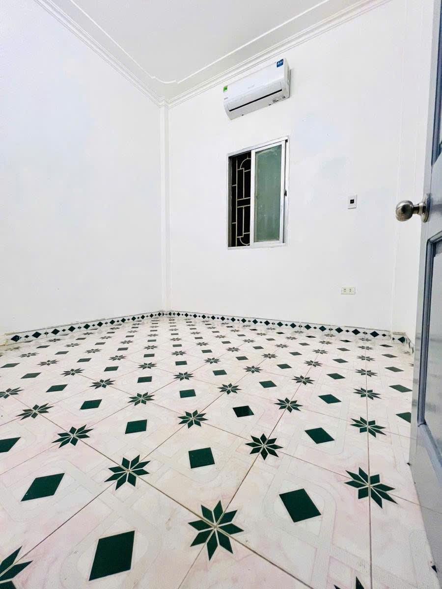  NHÀ KHƯƠNG TRUNG GẦN ÔTÔ 28M X 4 TẦNG  GIÁ NHỈNH 5 TỶ - NHÀ XÂY CHẮC CHẮN Ở LUÔN 