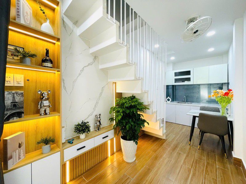  GIÁP BÌNH THẠNH - NGUYỄN VĂN NGHI P7 GV  - 4 TẦNG 3PN - DTSD 50m2 - HẺM 1 TRỤC - 20m RA MẶT TIỀN - CHỈ 2Tỷ NHỈNH. 