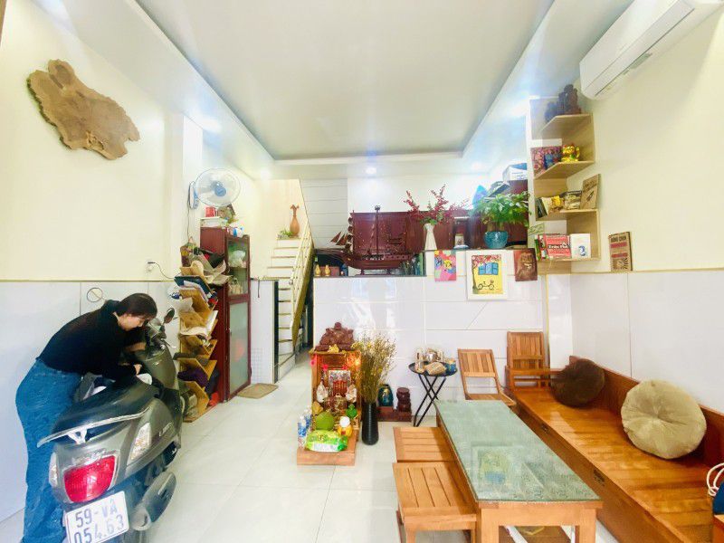  NHÀ ĐƯỜNG SỐ 9 - 1 TRỆT 1 LẦU - 2 PN - GIÁ CHỈ 2.6 TỶ 