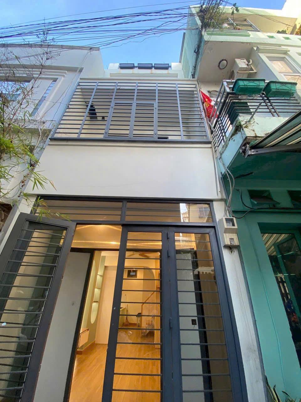  Nhà đẹp ở ngay - Khu sang Trần Bình Trọng p5 - (3.5x8m5) - KC 3 tầng - giá 4.6 tỷ còn TL 