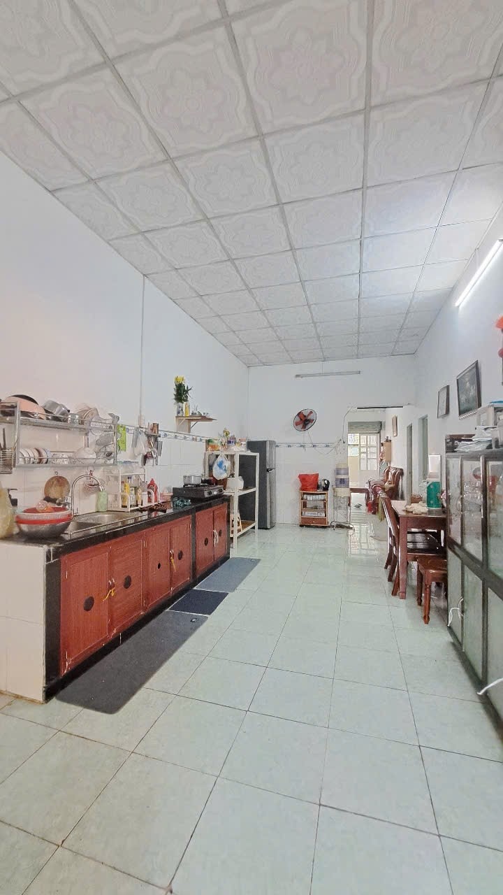  Bán nhà 168m² ngang KHỦNG 7m Đông Hòa,đường xe hơi,gần Sân Vận Động Dĩ An 