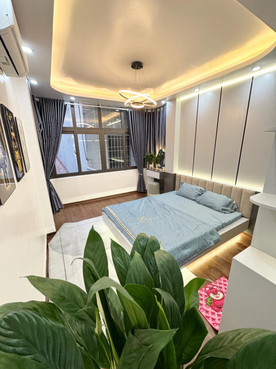  HÀNG SIÊU HIẾM KHÂM THIÊN - ĐỐNG ĐA 30m - 4 tầng - mt 3,5m. Giá 4,7 tỷ 