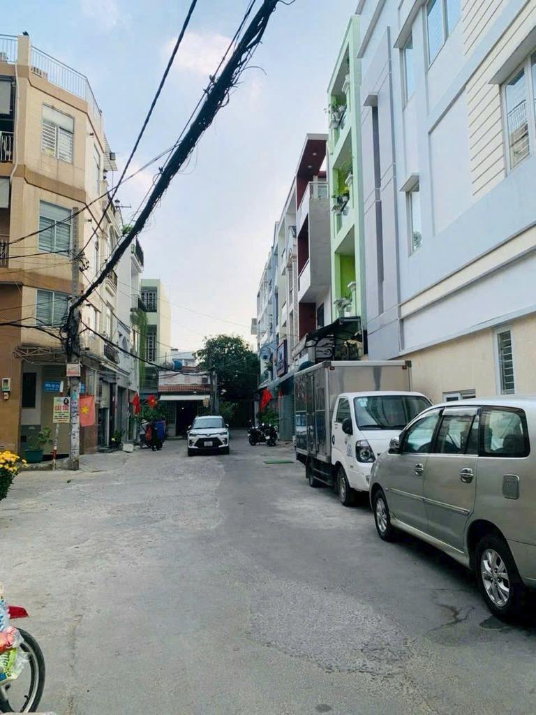  SIÊU PHẨM TÂN PHÚ - GIÁ NHỈNH 5.95 TỶ - 4 TẦNG 51M2 - HẺM XE HƠI  